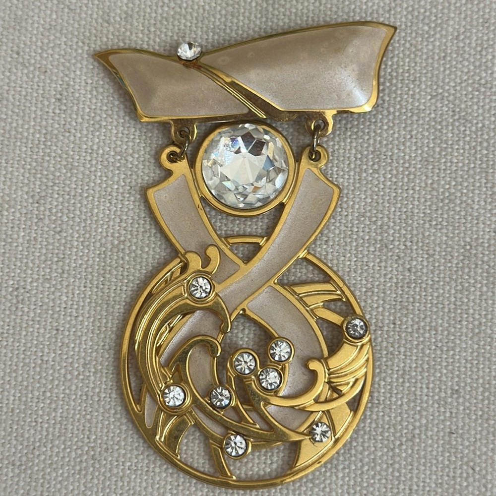 Vintage Elegant Berebi Gold and Cream Brooch With Crystal Accents